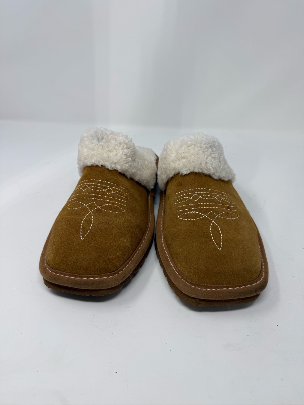 Ariat Chestnut Suede-Look Mule Slippers with Cream Faux Shearling sz 9 (KLHYCE) - Picture 2 of 8